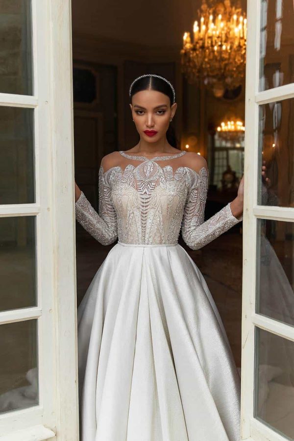 Duchesse Brautkleid Koln Bei Anna Moda Anmutig Bei Der Trauung