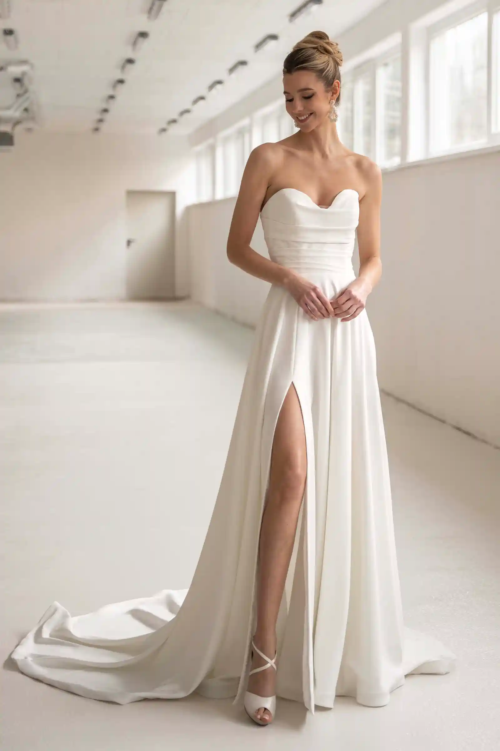 Featured image for “Brautkleid 1919”