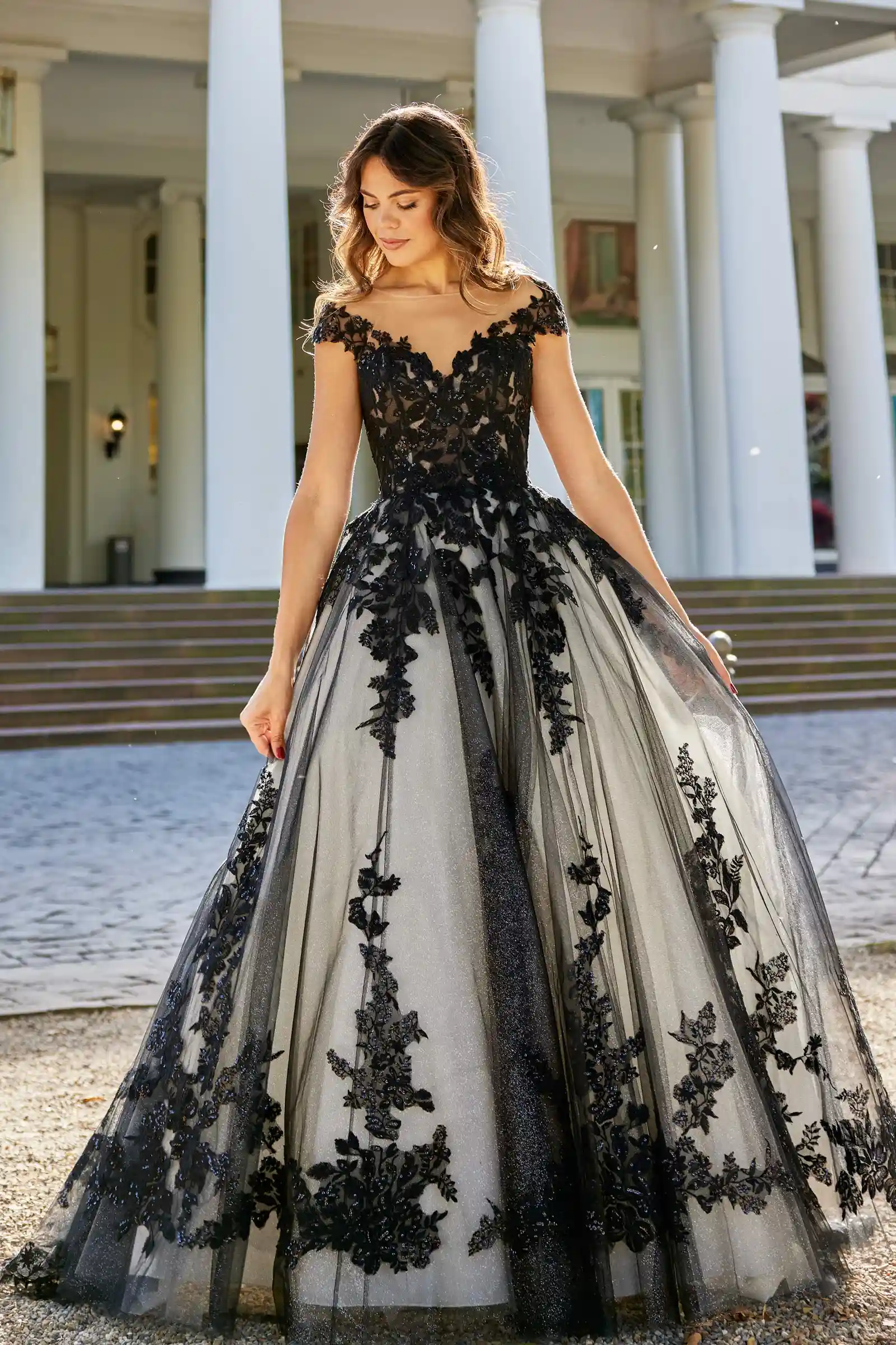 Featured image for “Brautkleid 50831”